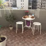 Cozy Flat Close To And Centre 아파트 *