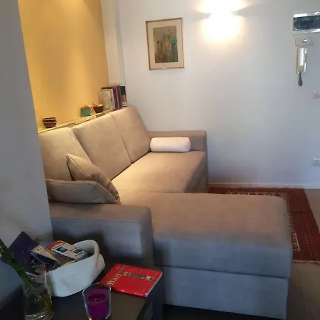 Апартаменты Cozy Flat Close To And Centre