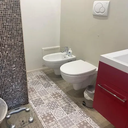 Apartament Cozy Flat Close To And Centre Bari